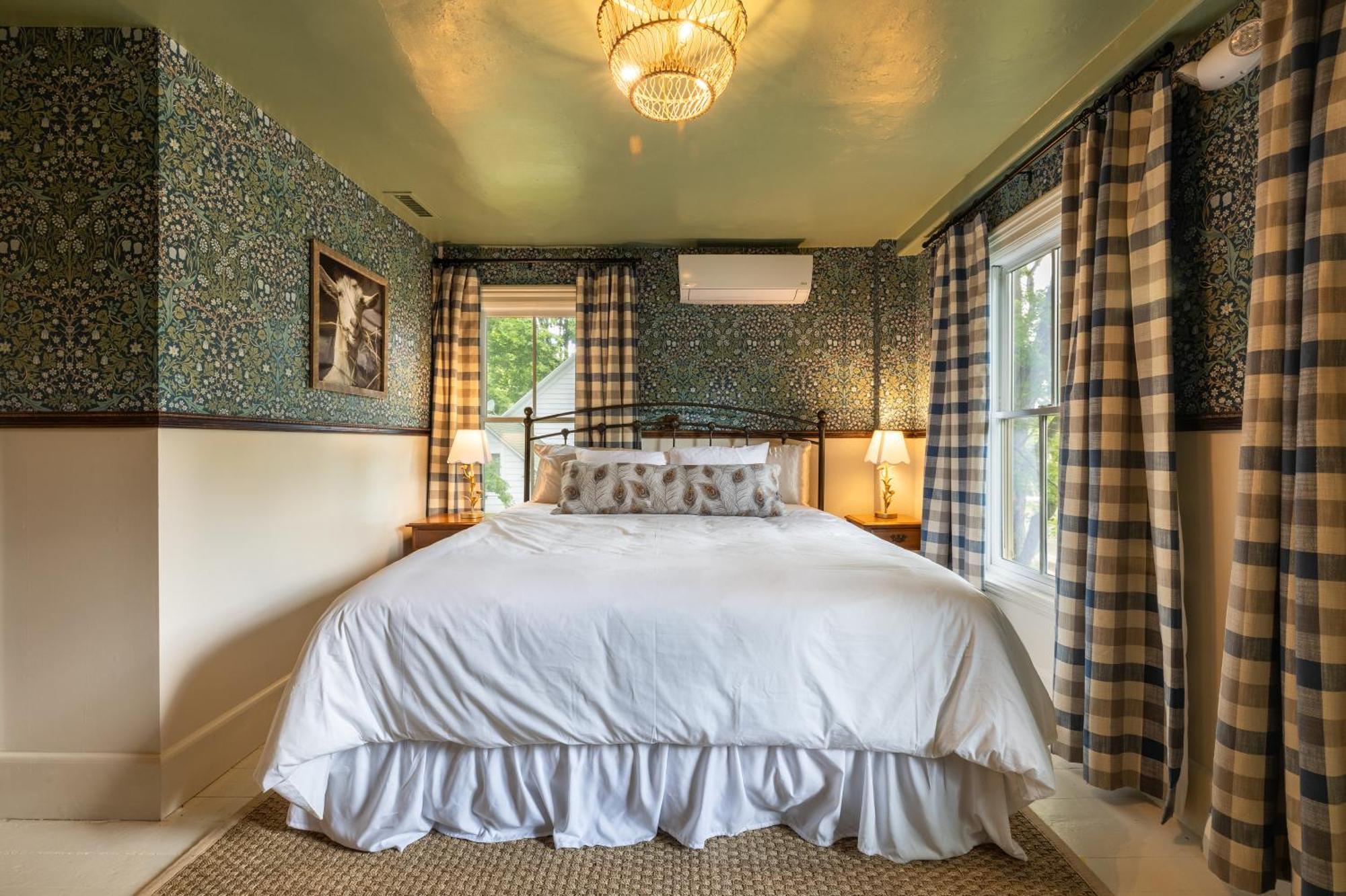 Wilder House Berkshires Bed & Breakfast Sheffield Exterior foto