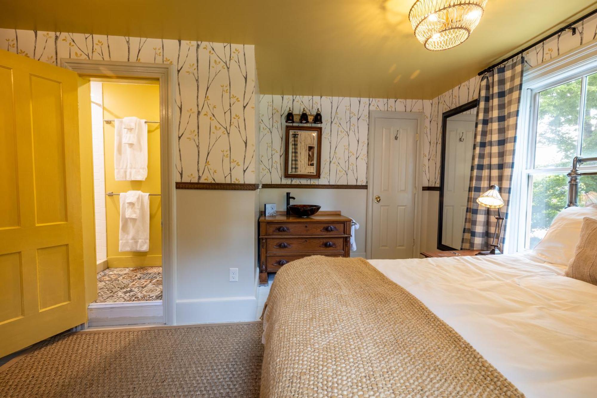 Wilder House Berkshires Bed & Breakfast Sheffield Exterior foto